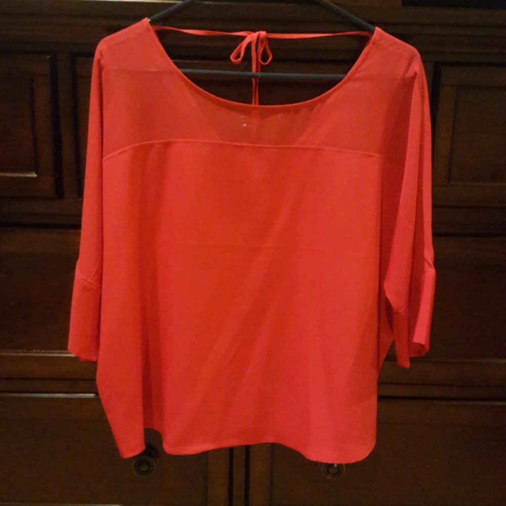 Express Women's Top sz med NWT